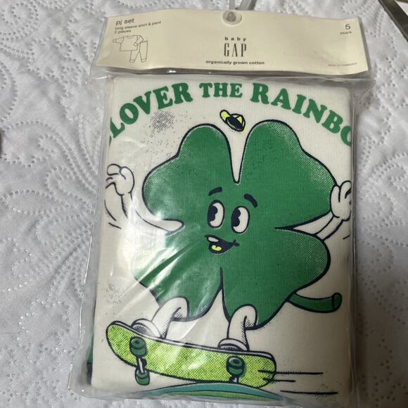 NWT Gap Organic Cotton Shamrock PJs Size 5 - Picture 4 of 5